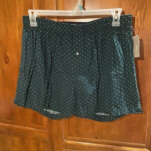 J. Crew Men’s Printed Boxer Green And White Polka Dots Size Large 4” Inseam